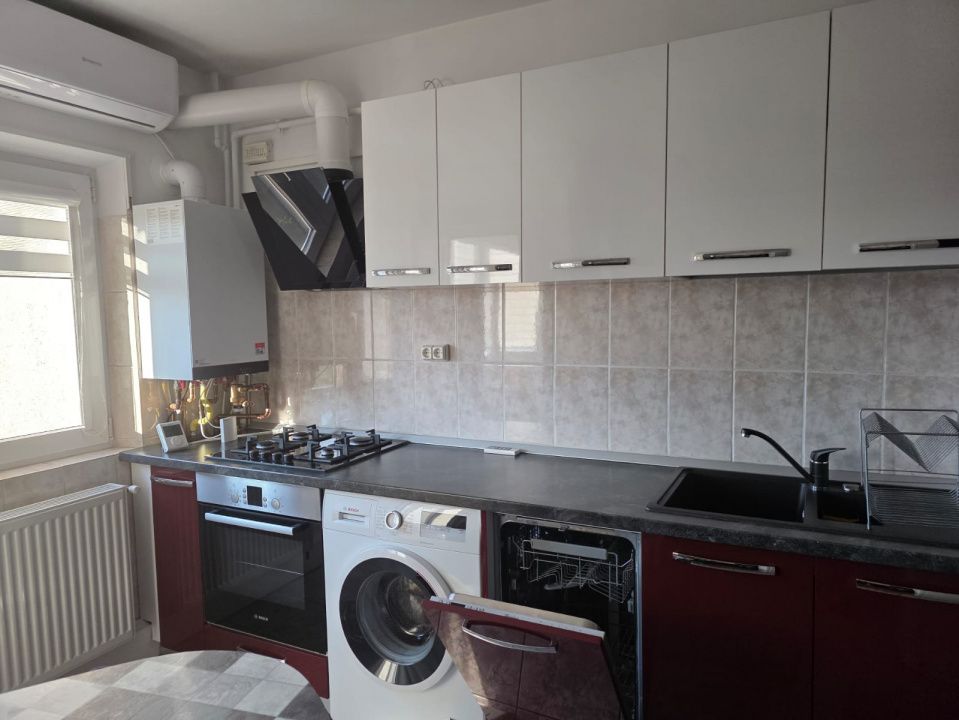 Drumul Sarii/ 3 camere/ decomandat/ 2 bai/ centrala/ parcare/ prima inchiriere – fotografia 8 din 14