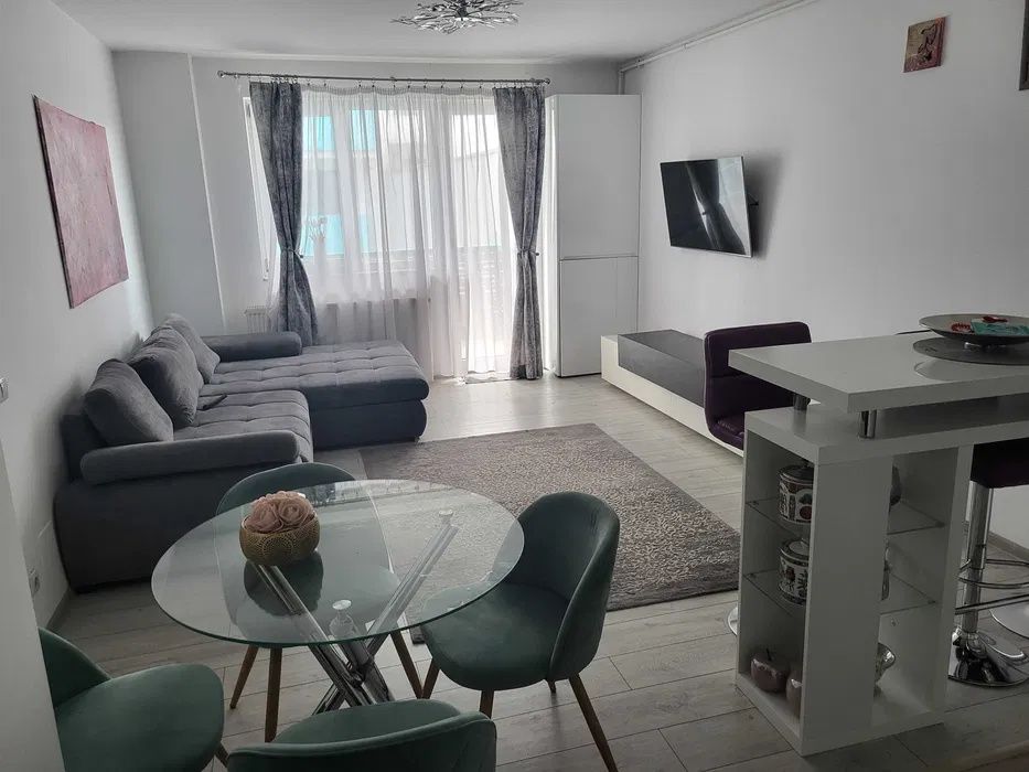 Apartament 2 camere, zona Vivo, 50 mp + balcon 8,5 mp – fotografia 1 din 8