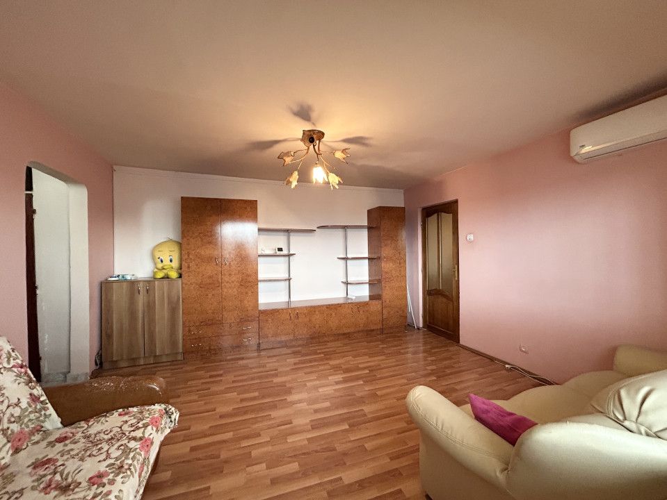 Apartament 2 camere, semidecomandat, 50mp utili, zona Freidorf – fotografia 2 din 9