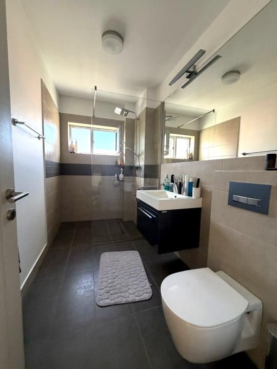 Apartament de 4 camere, parcare subterană inclusă – fotografia 8 din 8