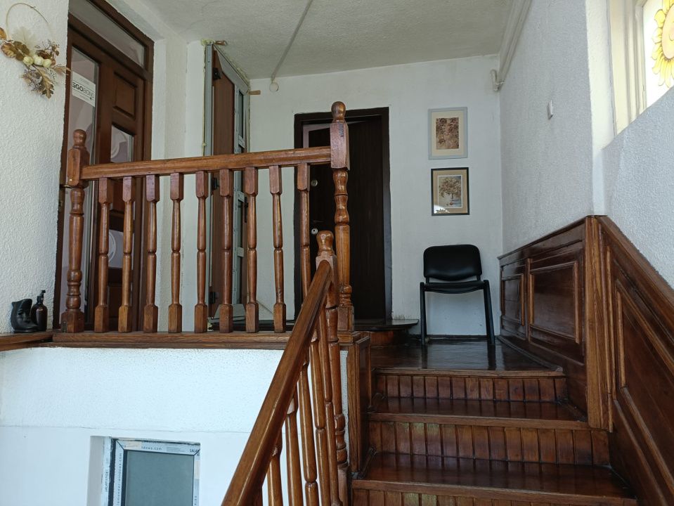 Casă și spațiu comercial de vânzare Reghin zona centrală. – fotografia 14 din 16