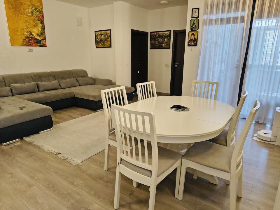 Apartament 4 camere, decomandat, 83mp utili, terasa 17mp in Giroc – fotografia 1 din 15