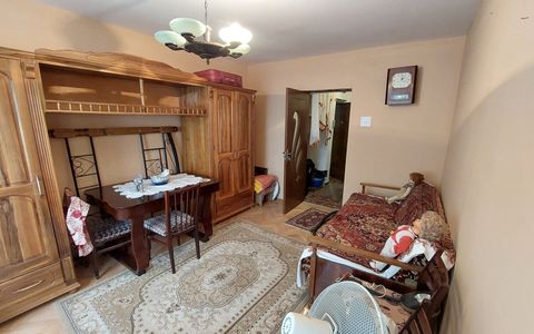 Apartament 3 camere, etajul 2, Cartier Garii, zona Piata