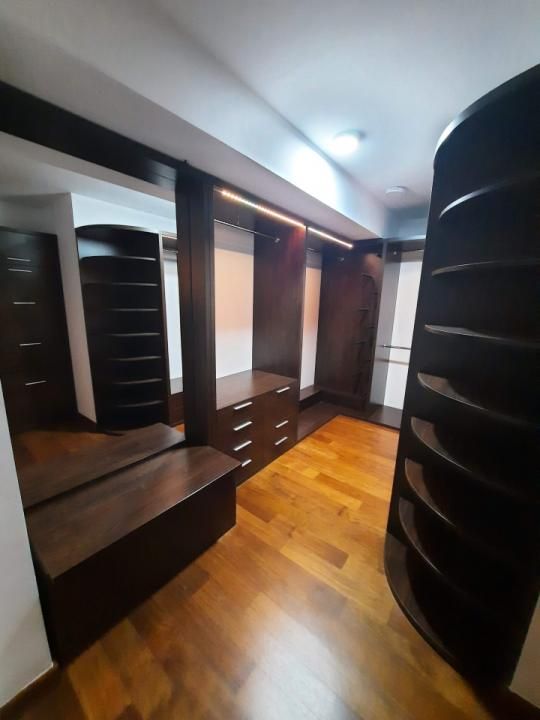Unirii Timpuri Noi: Vilă premium teren 1000mp, 10 locuri parcare, comision zero – fotografia 27 din 43