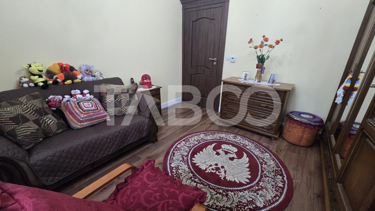 Casa individuala cu 10 camere de vanzare in zona Lupeni Sibiu – fotografia 8 din 27