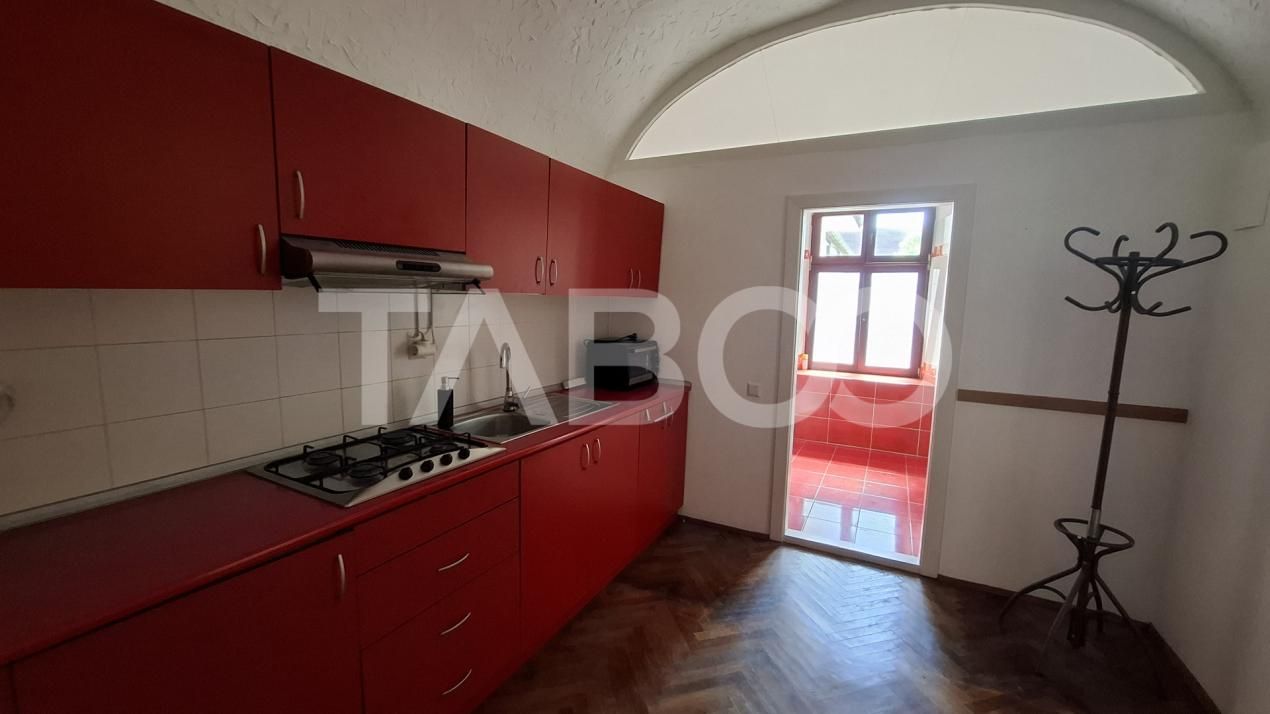 Apartament 2 camere de vanzare 70 mp in Centrul Istoric al Sibiului – fotografia 8 din 10