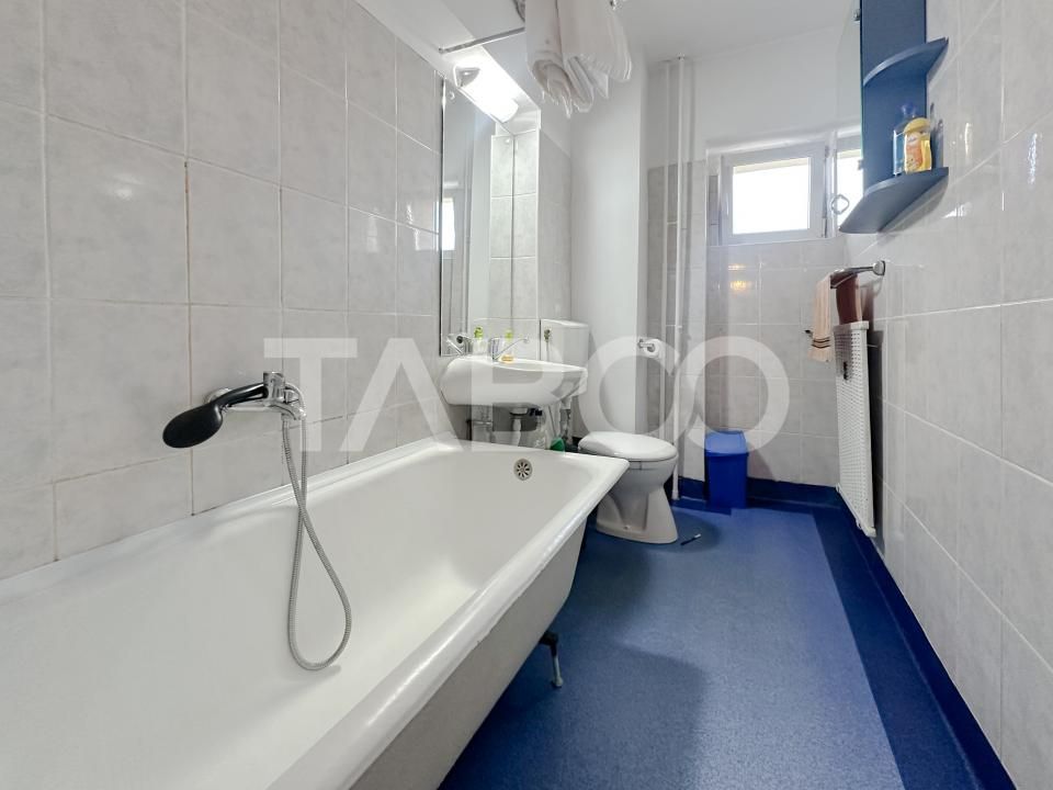 Apartament cu 3 camere decomandate de vanzare in cartierul Zorilor – fotografia 8 din 10