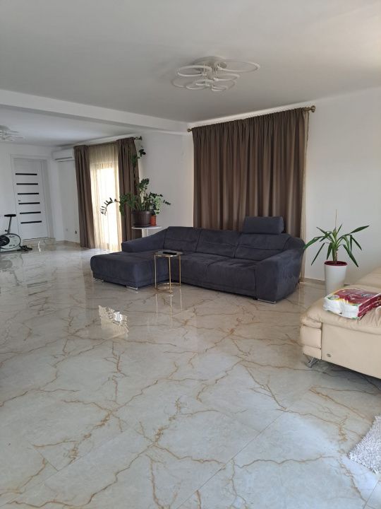 Casă elegantă de vânzare în Sorogari, Iași – 240 mp utili, 600 mp teren, mobilat – fotografia 13 din 21