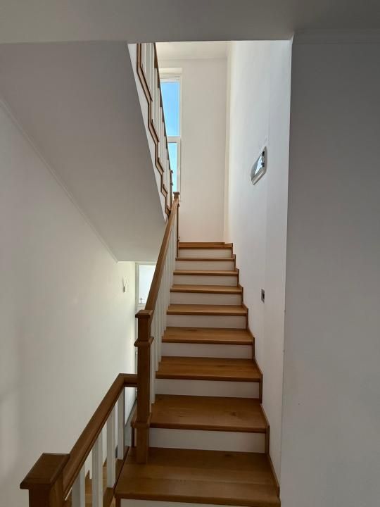 Duplex de vanzare de 120 mp , teren 300 mp zona Vivo – fotografia 9 din 14