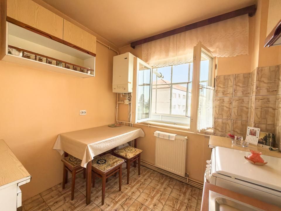Apartament | 2 cam. | Decomandat | Logie de 6.6 Mp | Pivniță | Calea Dumbrăvii – fotografia 6 din 17