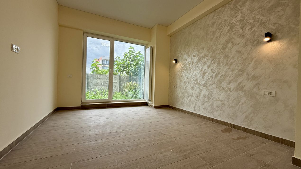 Apartament direct la PISCINĂ, curte proprie, finalizat, Parcare bonus – fotografia 3 din 27