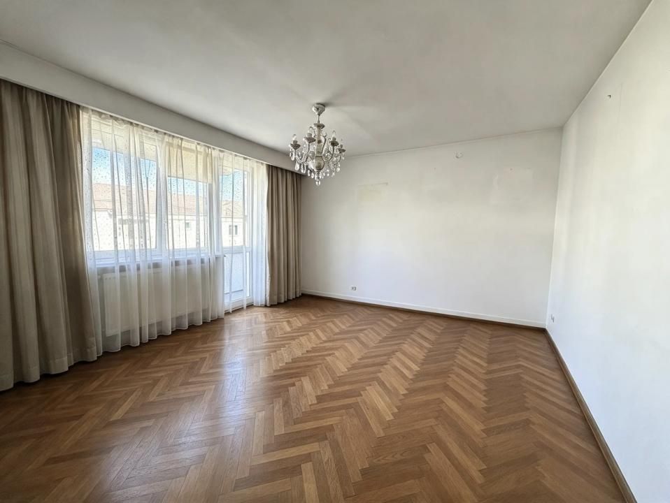 Apartament 3 camere decomandat, Hipodrom – Nicolae Iorga, Sibiu – fotografia 3 din 10
