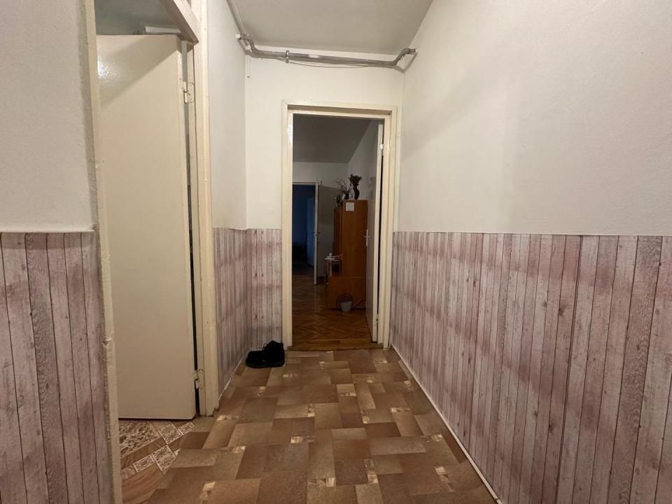 3 camere | etaj 2 | mobilat si utilat | 2 bai | zona excelenta | – fotografia 3 din 13