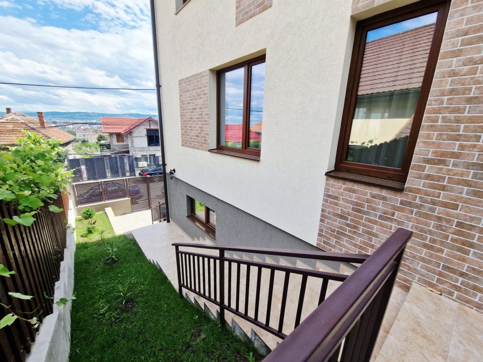 Duplex la prima inchiriere in Dambul Rotund – fotografia 3 din 21