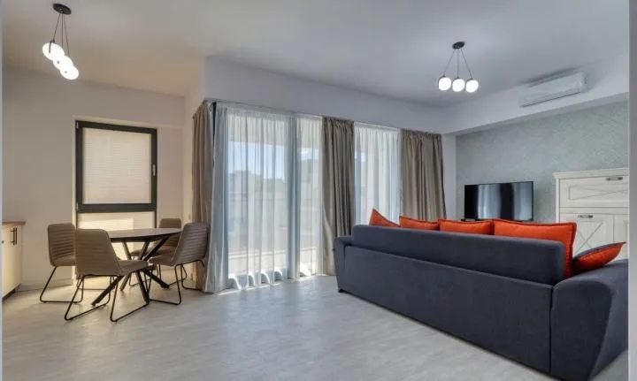 3 Camere de inchiriat | Decebal | Parcare | Centrala Proprie – fotografia 3 din 17
