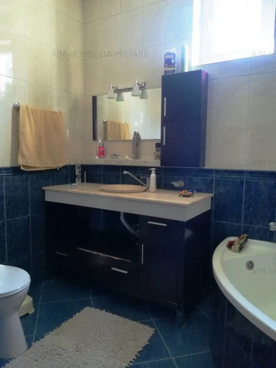 Bucurestii Noi-Bd. Gloriei-Damaroaia Casa cu teren pe colt de vanzare/inchiriere – fotografia 6 din 22