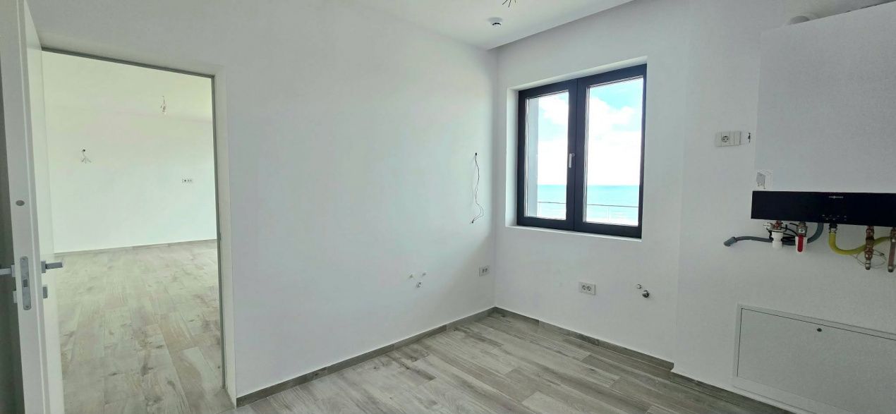 Front Row to the Sea | 3 Camere • Terasă 22 MP • Direct pe Plajă – fotografia 5 din 9
