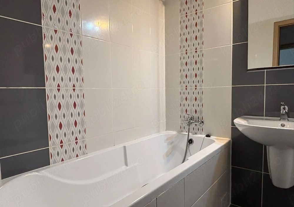 Proprietar închiriez garsonieră, parcare inclusă – fotografia 2 din 5
