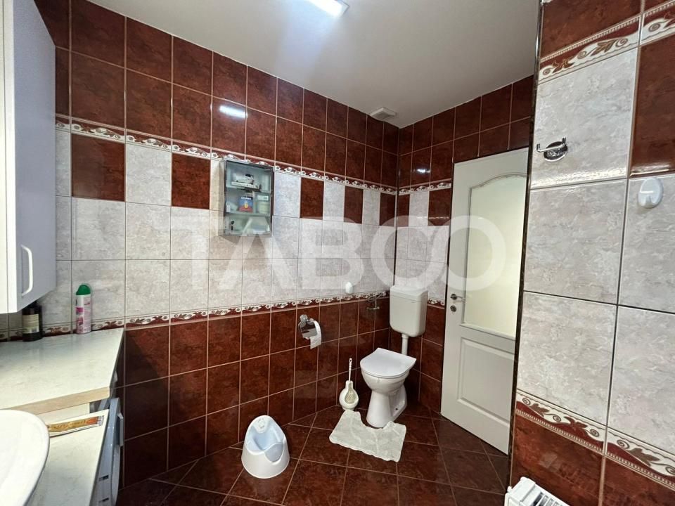 Casa 5 camere  individuala cu piscina incalzita acces auto Turnisor – fotografia 23 din 32