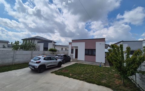 Casa 4 camere, teren 348 mp, Localitatea Albesti, zona La Doi Pasi.