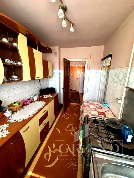 2 camere decomandat | 45 mp+balcon | Etaj 5/10 | Lift | Boxă | Grigorescu – fotografia 3 din 6