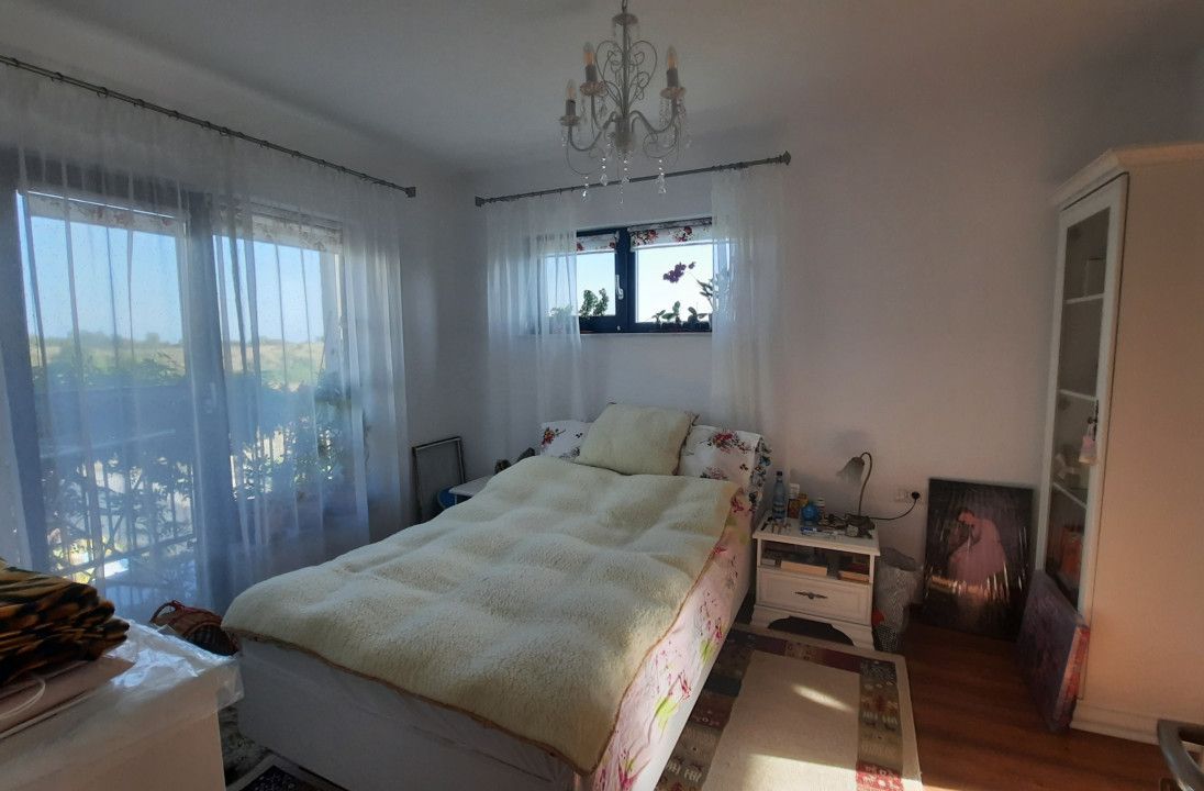 Casa cuplata, finisata, 130 mp utili, 5 camere, zona linistita – fotografia 3 din 3