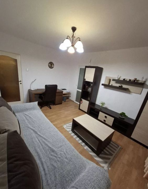 2 camere decomandate lângă Parcul Moghioroș | Renovat | Etaj 2/10 – fotografia 2 din 10