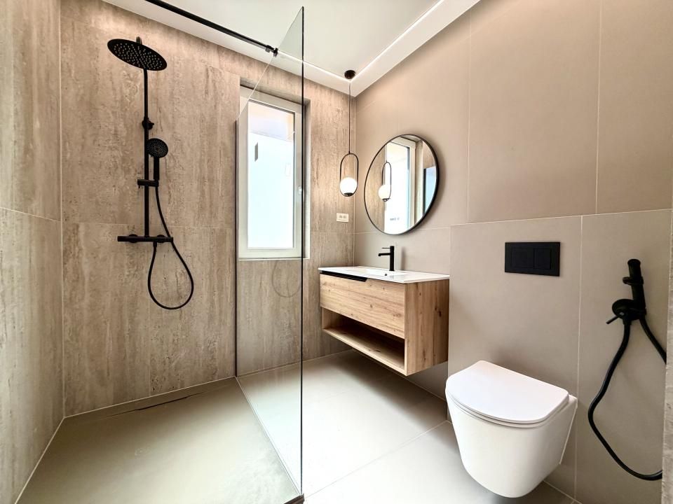 Duplex elegant, 4 camere, 124 mp utili, 350 mp teren - Dumbravita – fotografia 12 din 16