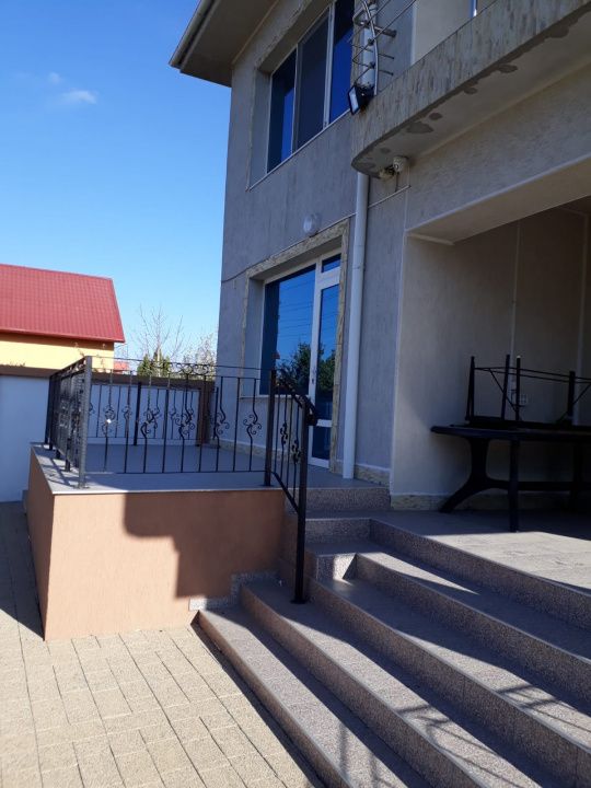 Pensiune cu 10 camere in Mamaia-Sat, zona LIDL . Oportunitate de investitie – fotografia 27 din 29