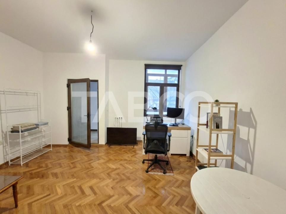 Apartament modern 2 camere garaj acces auto Centru Istoric – fotografia 6 din 17