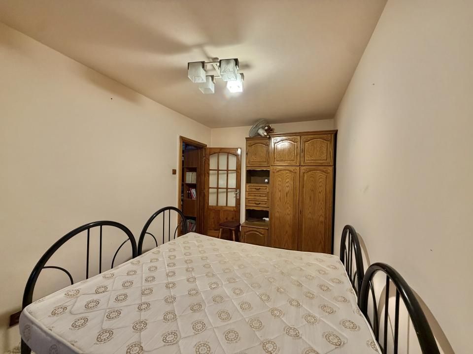 Apartament 4 camere, semidecomandat, etaj 3, zona Dacia – fotografia 6 din 15