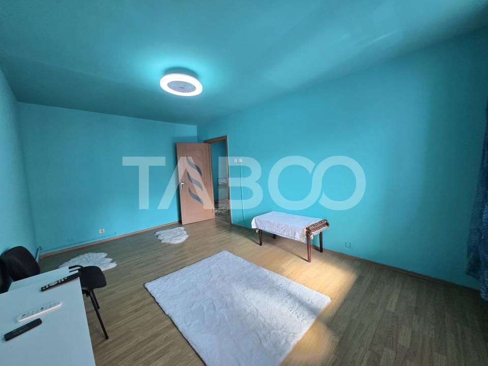 Comision 0 Apartament 3 camere de vanzare decomandat etaj 2 V.Aaron – fotografia 10 din 19