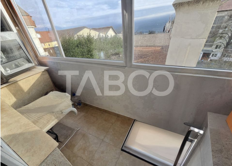 Apartament 2 camere de vanzare mobilat cu balcon in Terezian Sibiu – fotografia 7 din 14