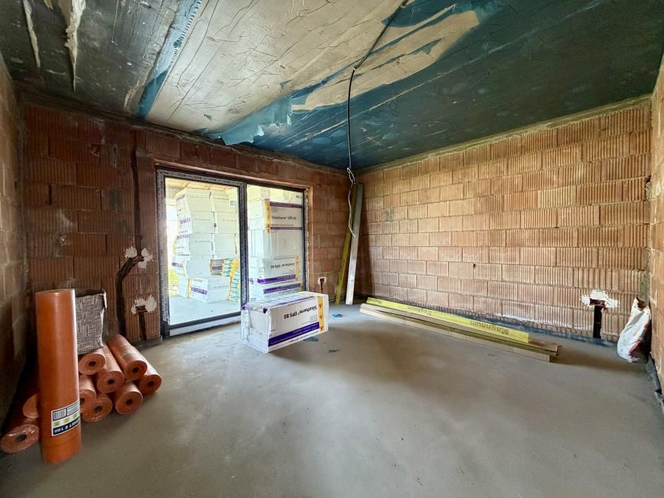 Duplex elegant 4 camere, 135 mp utili, 330 mp teren - Dumbravita – fotografia 2 din 9
