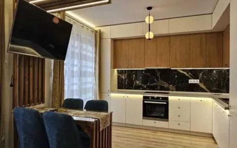 Apartament 2 camere, 43 mp, 12 mp terasa, LUX, garaj la cerere, zona Terra!