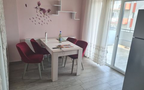 Apartament de 3 camere, 55 mp, terasa de 25, parcare, zona Vivo!