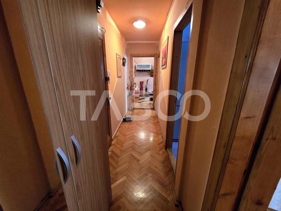 Apartament decomandat de vanzare etaj intermediar lift Vasile Aaron – fotografia 10 din 10