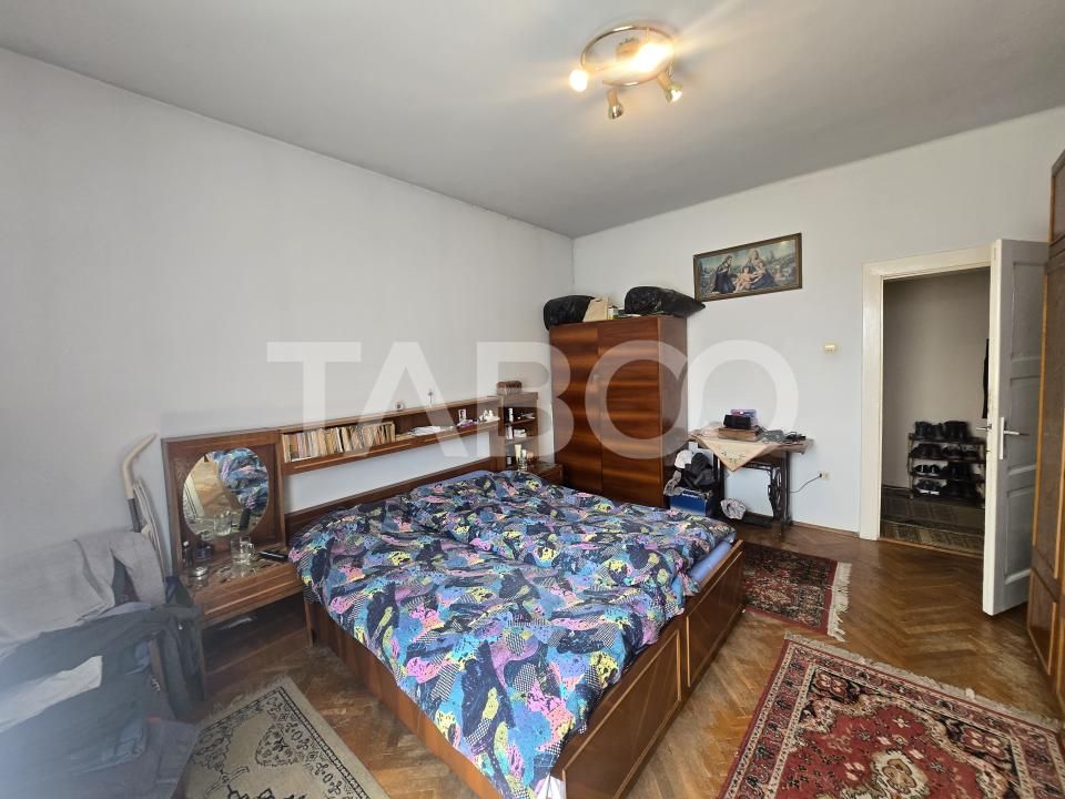 Apartament 5 camere de vanzare 182mp decomandat zona Piata Cluj Sibiu – fotografia 12 din 17