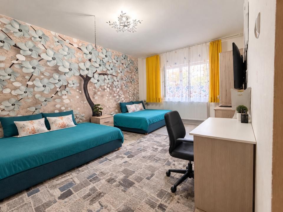 Apartament 3 camere, 55 mp utili, renovat recent, parter - Mures – fotografia 1 din 10