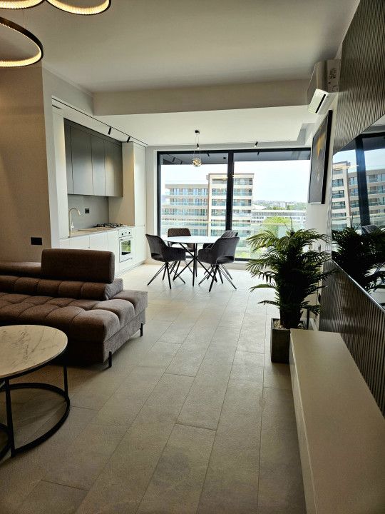 Apartament premium de inchiriat, la cativa pasi de plaja – fotografia 1 din 19