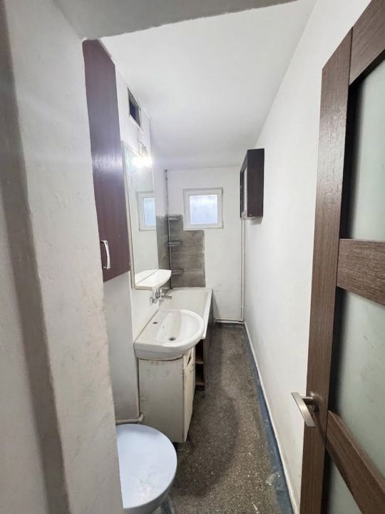 Apartament 3 camere de vânzare în KM 4-5, Constanța – fotografia 7 din 10
