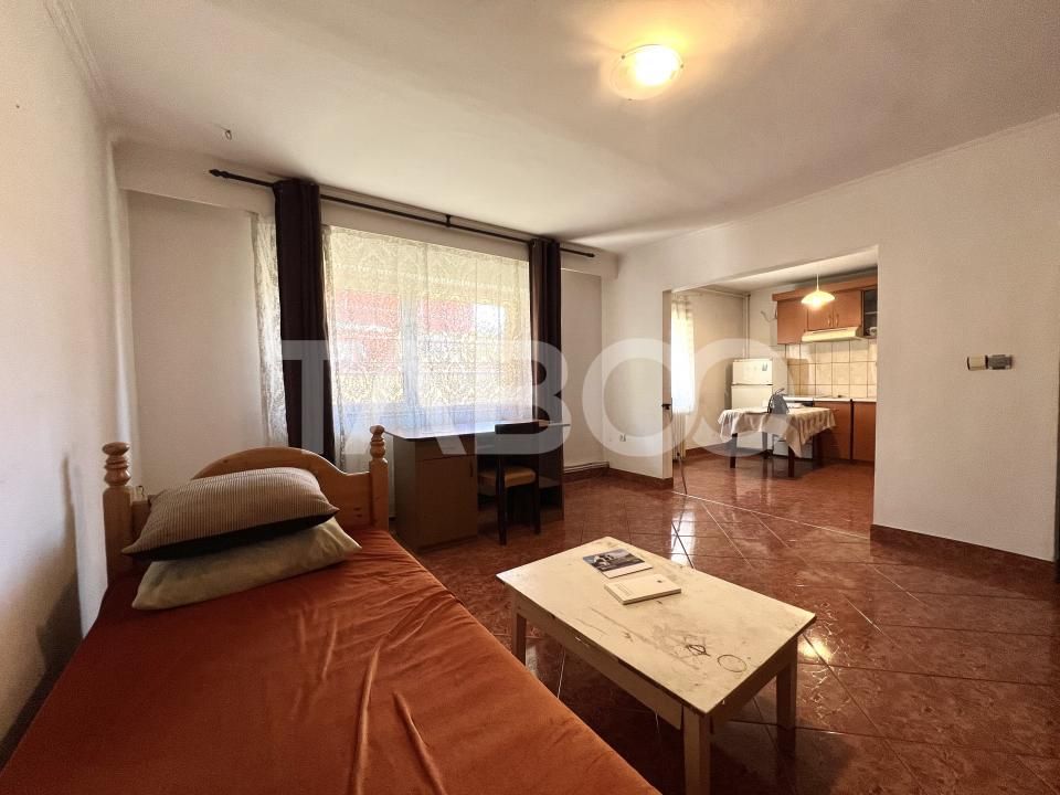 Apartament cu 3 camere de vanzare cu boxa si lift in Manastur zona BIG – fotografia 4 din 11