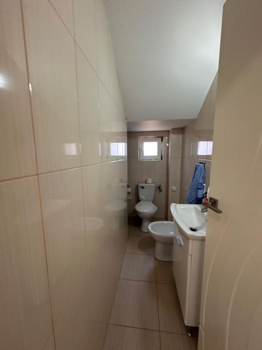 Casă P+1 cu 6 camere de vânzare în Mihail Kogălniceanu – teren 500 mp – fotografia 9 din 31