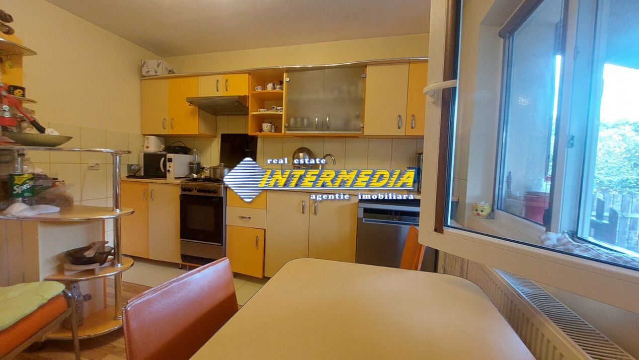 Casa cu Garaj P+E  finisata si mobilata complet in Cetate, Alba Iulia – fotografia 16 din 24