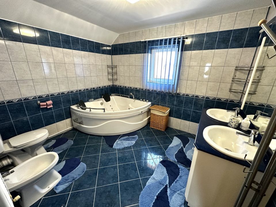 Casa D+P+M cu garaj teren 400 mp finisata utilata mobilata asfal CETATE Giro – fotografia 9 din 18