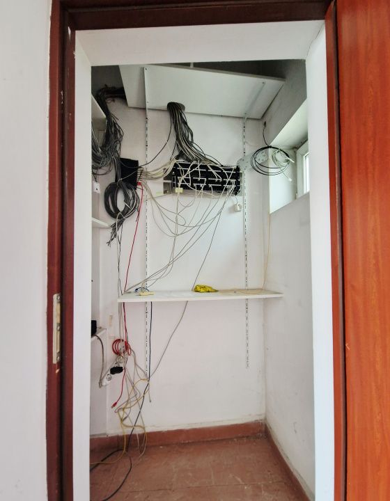 Casa pentru birouri, curte generoasa si 10 parcari zona Paris – fotografia 19 din 22