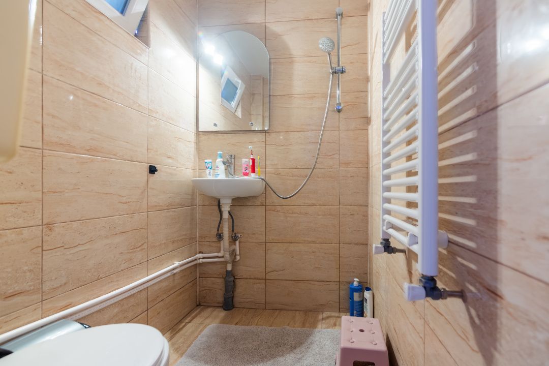 Pensiune cu 18 camere in Costinesti , investitie cu randament de 8% – fotografia 9 din 25