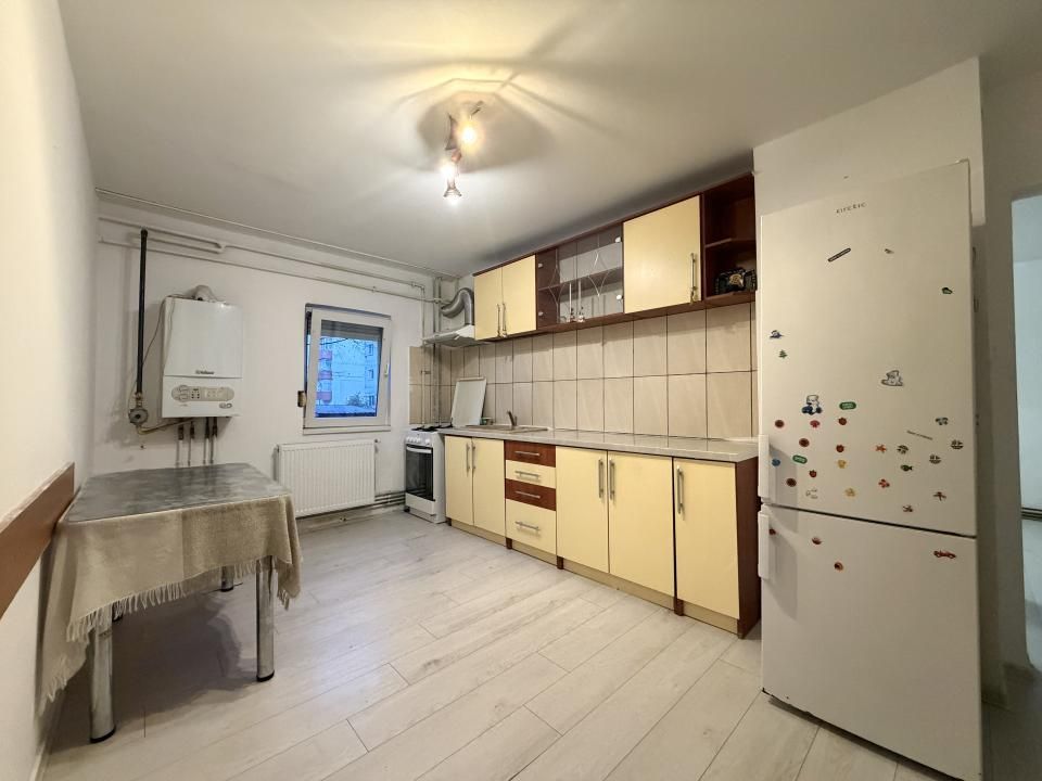 Apartament 3 camere, 70mp utili, parter, renovat -  Zona Dâmbovița – fotografia 8 din 11