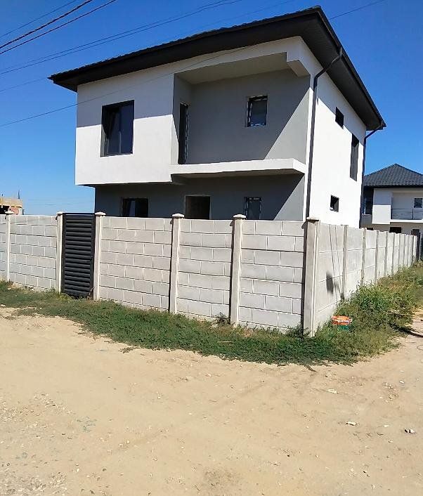Resedinta modernaP+1+Mansarda-arhitectura echilibrata,confort si eleganta – fotografia 3 din 15