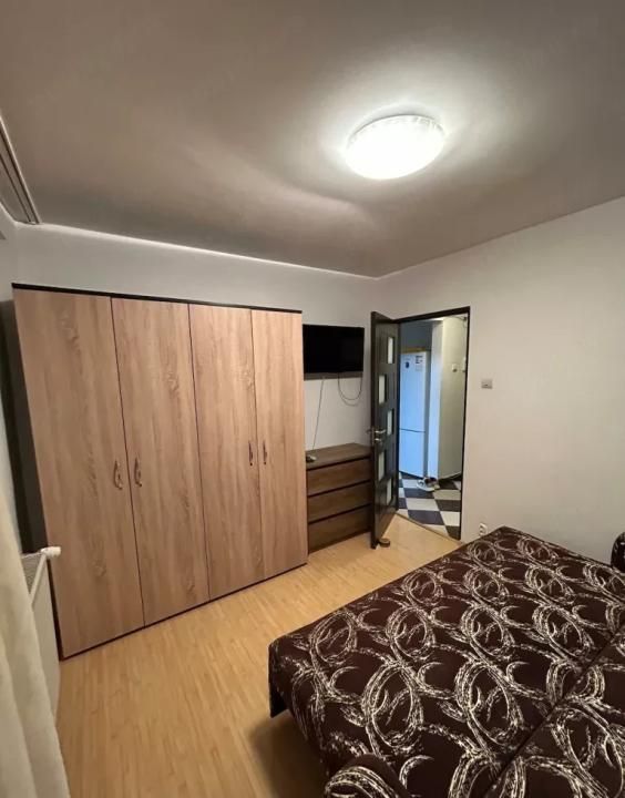 2 Camere de inchiriat | Valea Oltului | Metrou | Bloc izolat  | Metrou – fotografia 1 din 6